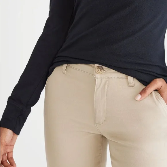 Aeropostale Classic Khaki Pants - Picture 2 of 7